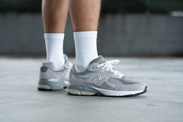 New Balance 990v3