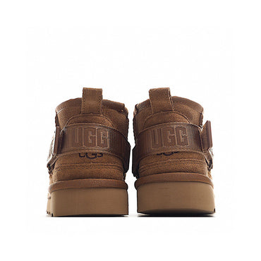 UGG mini bota