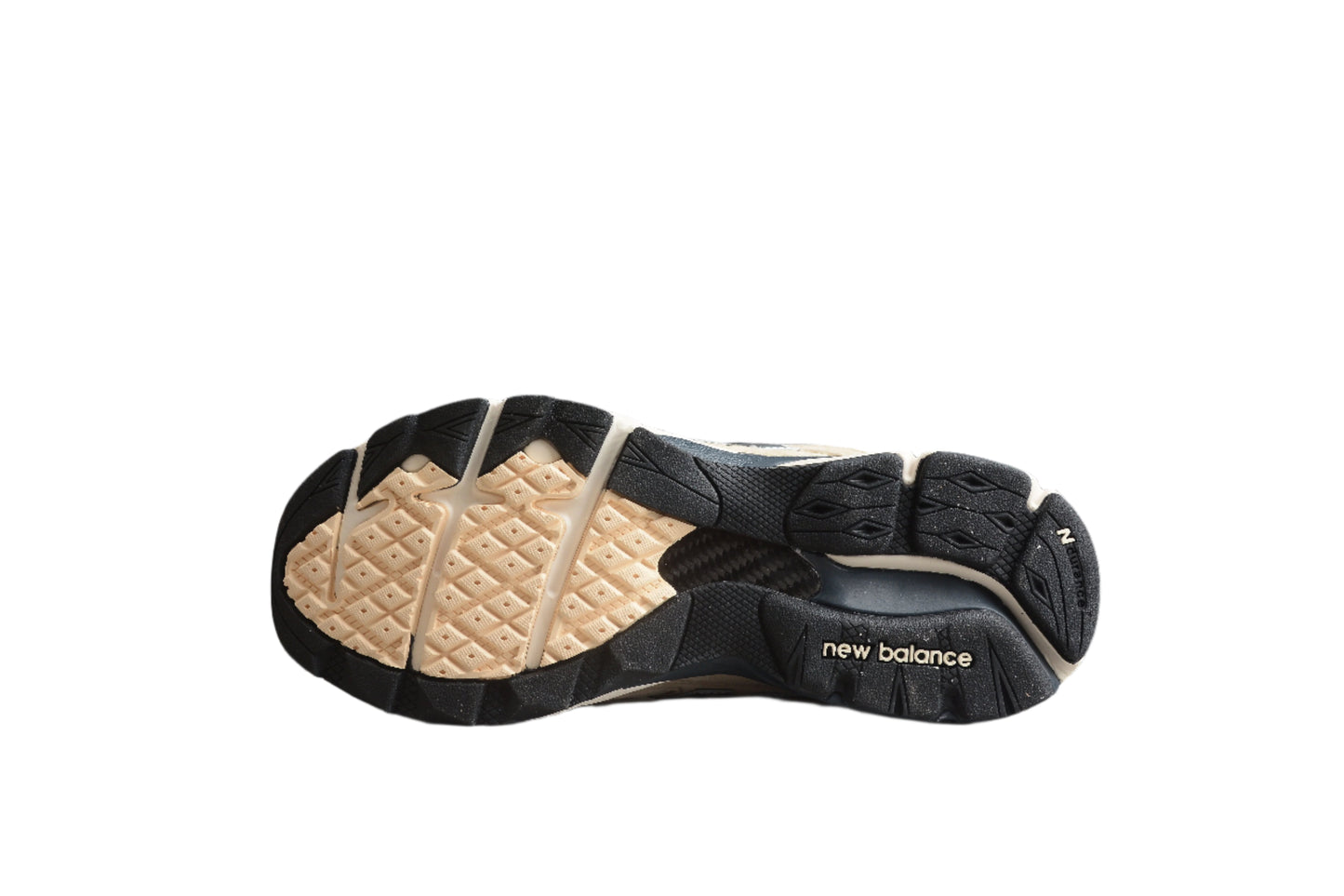 New Balance V3 990