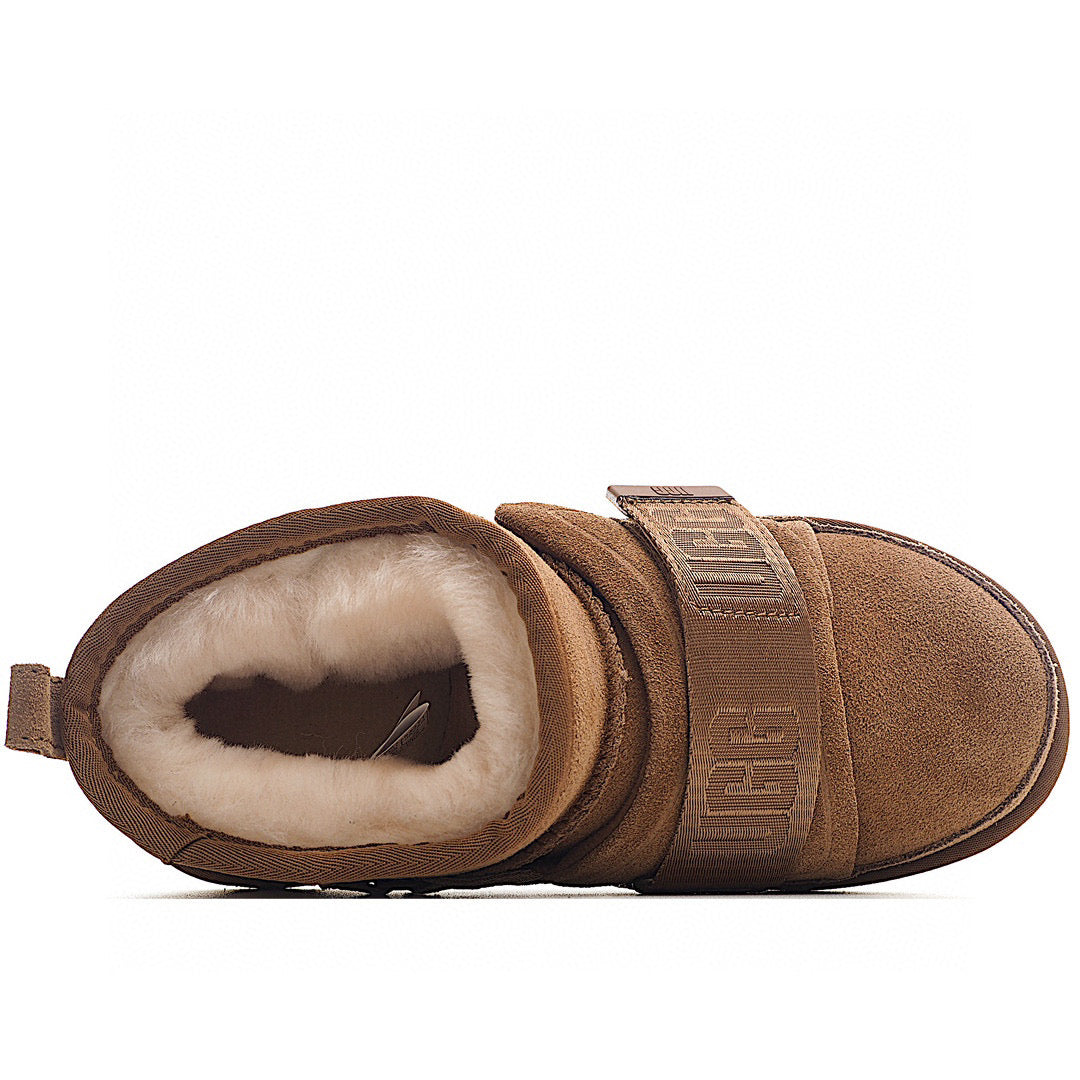 UGG mini bota
