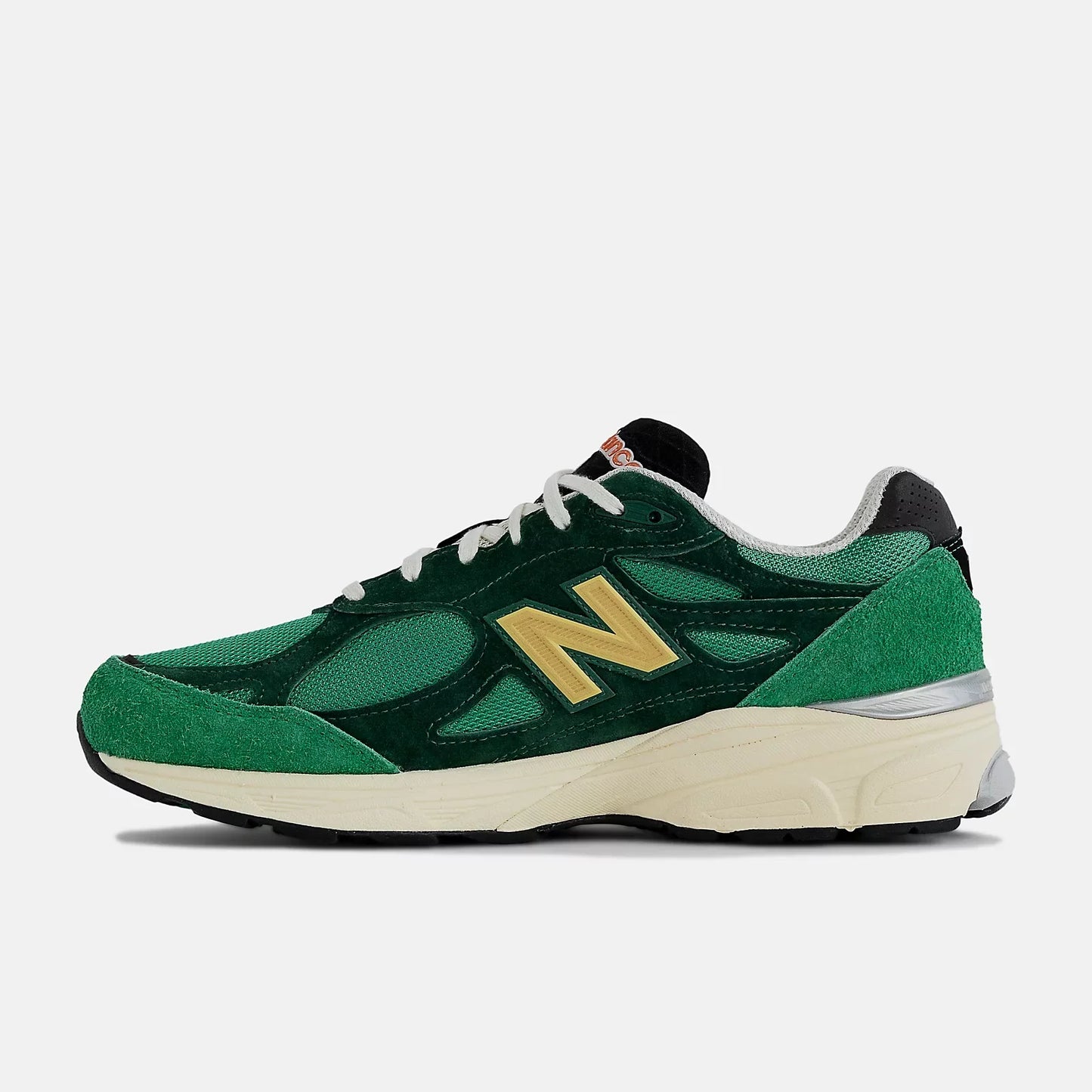 New Balance V3 990