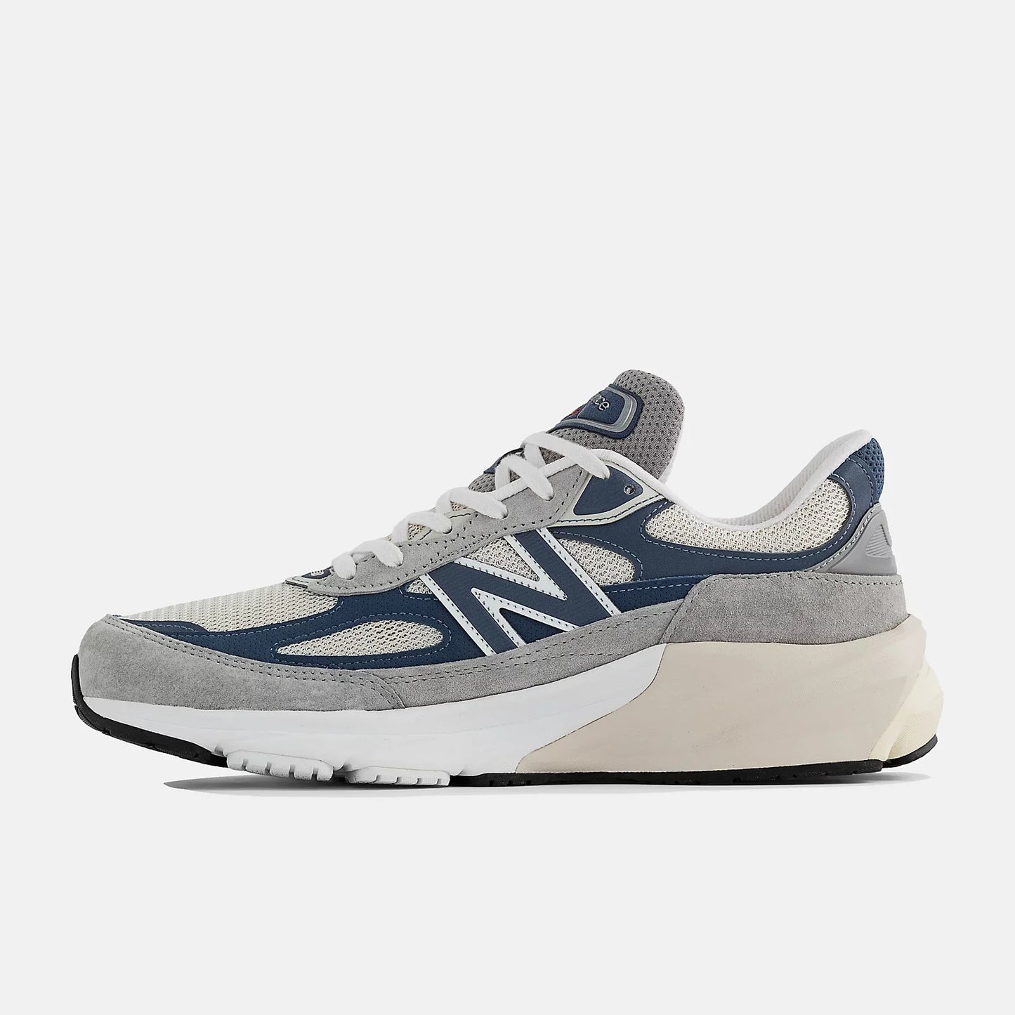 New Balance 990v6